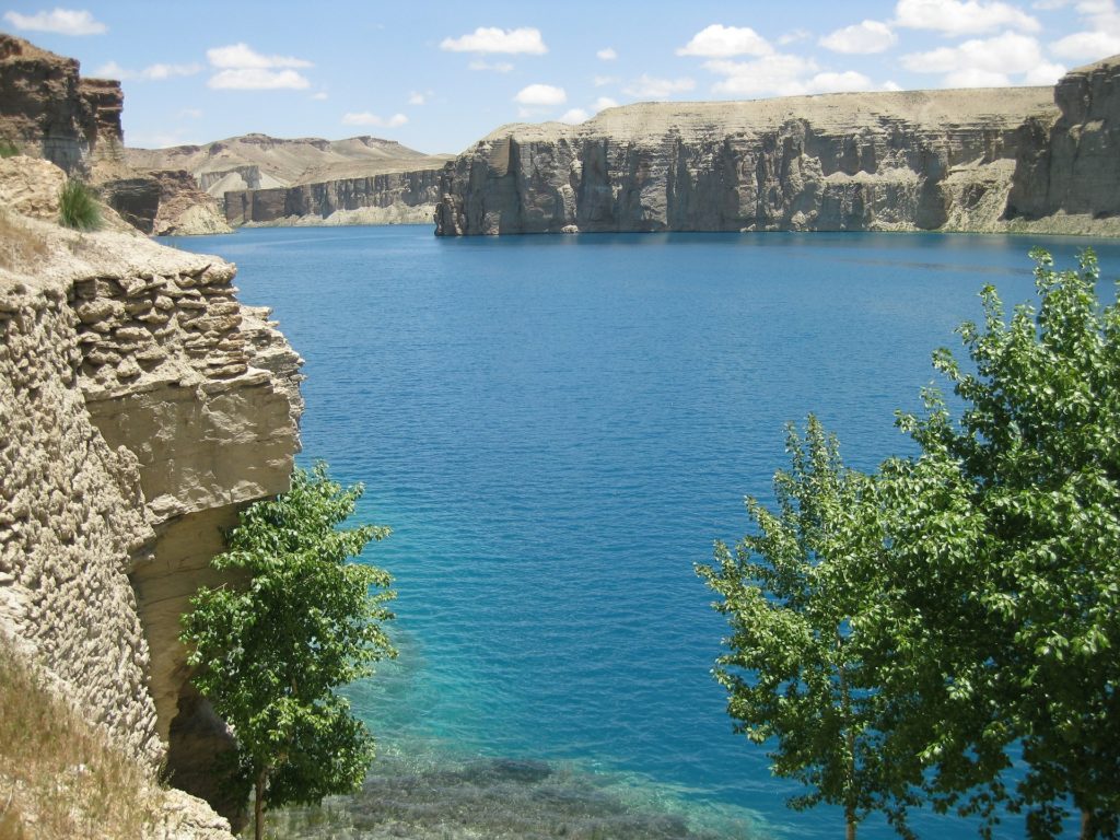 Backpacking in Afghanistan - Seenlandschaft im Frühling