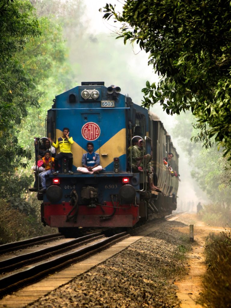 Backpacking in Bangladesch - Abenteuer Bahnfahrt