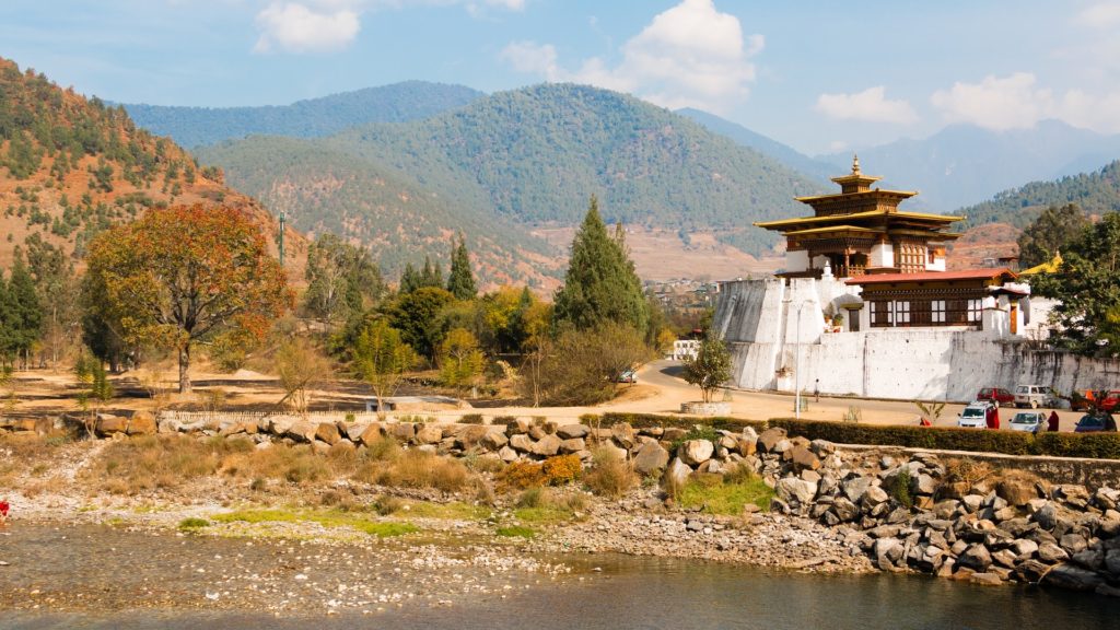 Backpacking in Bhutan - Punakha Dzong