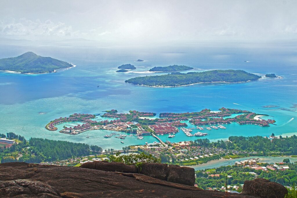 Ausblick vom Wanderweg im Morne Seychellois Nationalpark, Mahé