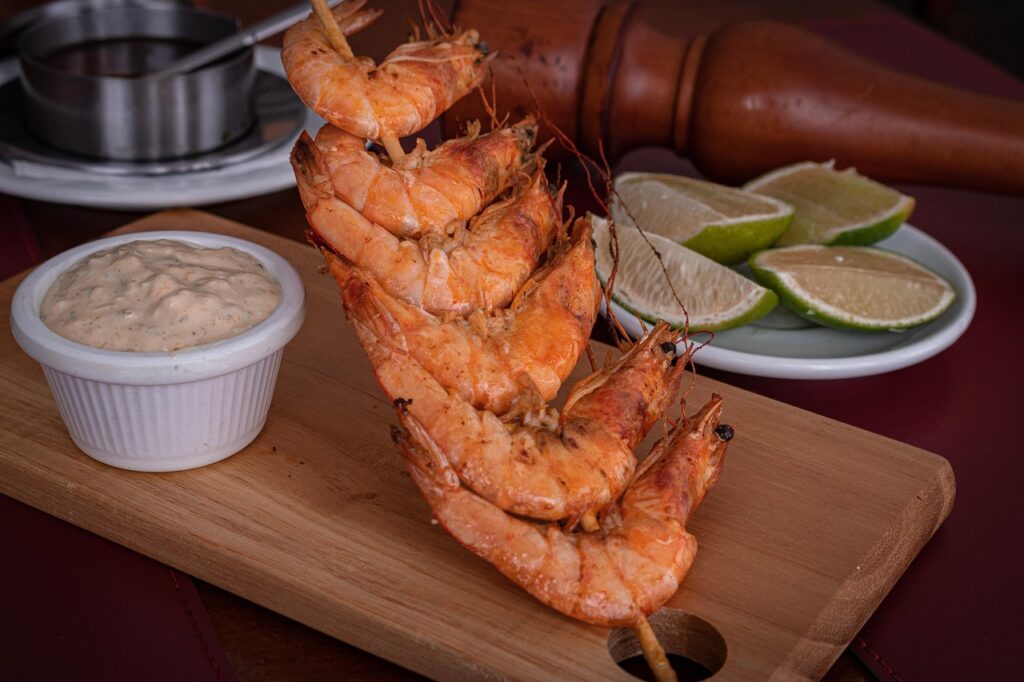 Gegrillte Garnelen mit Piri-Piri in Mosambik